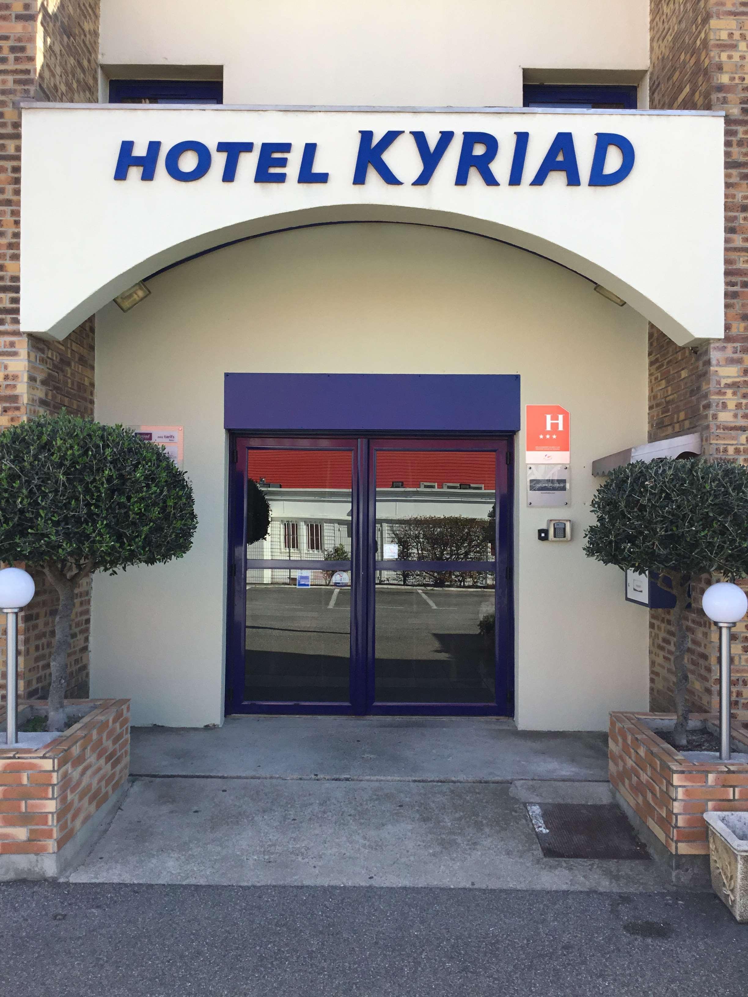 Kyriad Direct Arles Luaran gambar